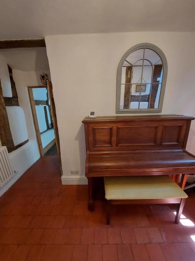 Chocolate Box Cottage In The Heart Of Shropshire Ludlow Exterior foto