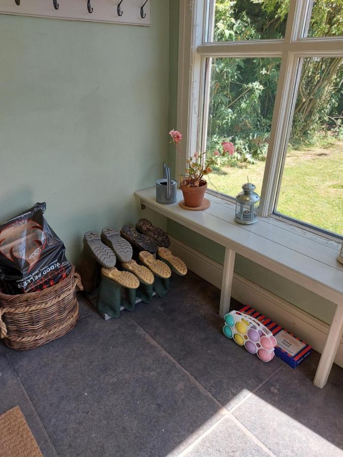 Chocolate Box Cottage In The Heart Of Shropshire Ludlow Exterior foto